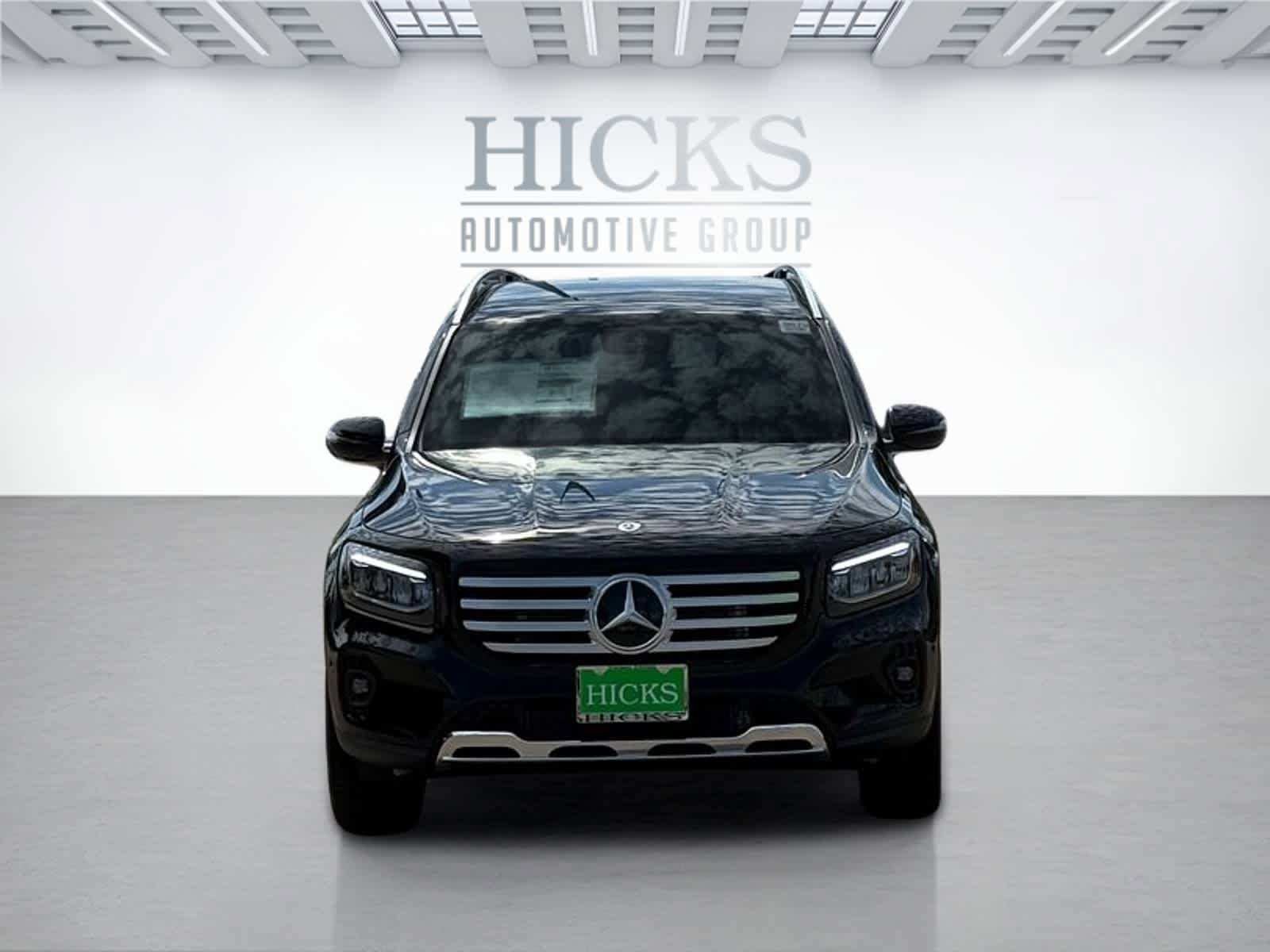 New 2026 Mercedes-Benz GLB 250 image 2
