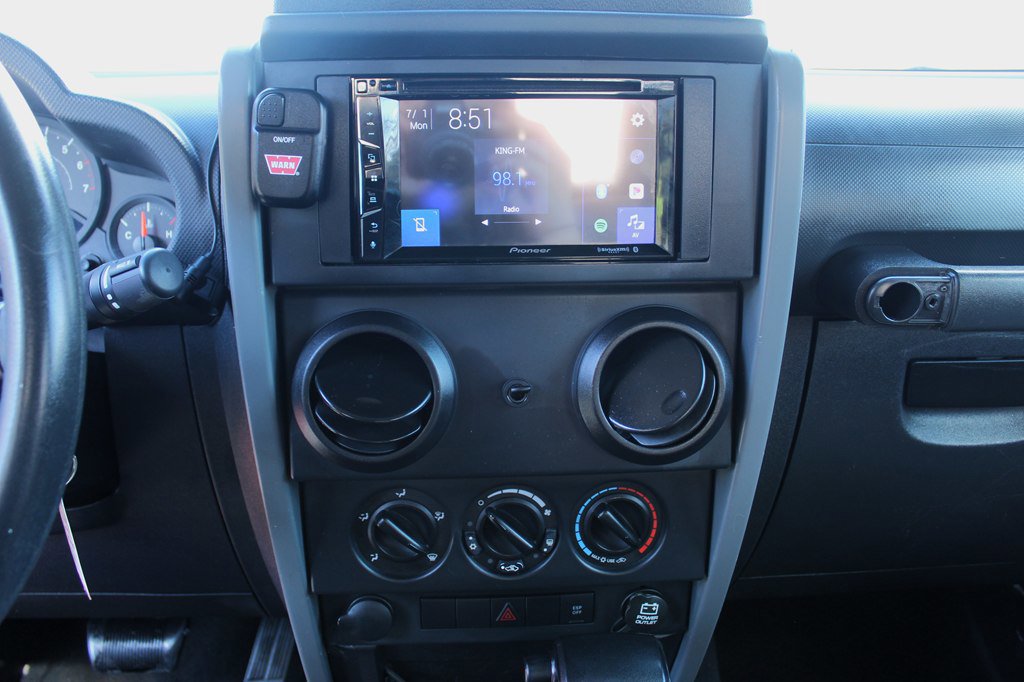 Used 2009 Jeep Wrangler X image 11