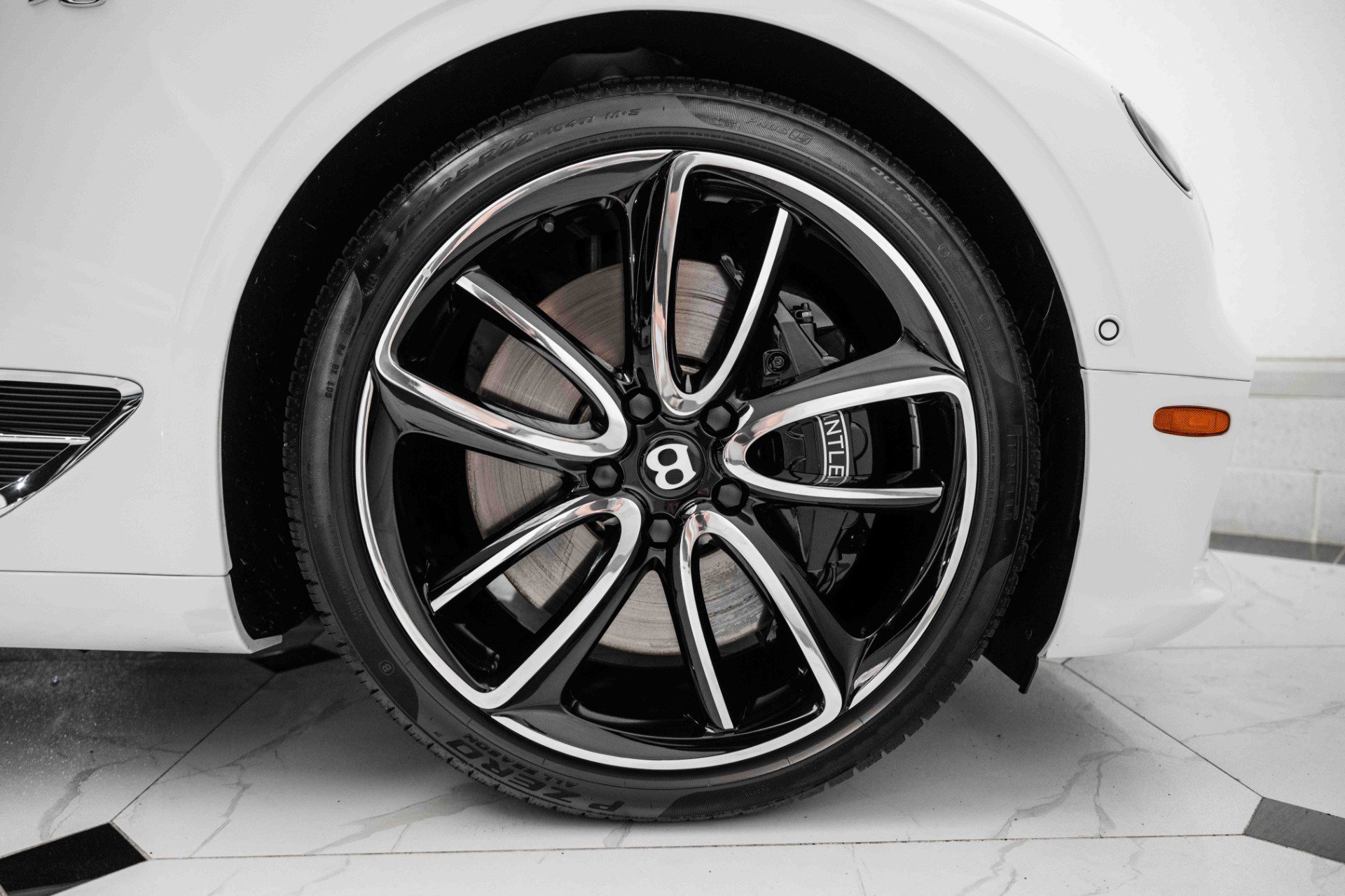 Used 2022 Bentley Continental GT image 15