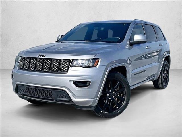 Used 2019 Jeep Grand Cherokee Altitude image 1