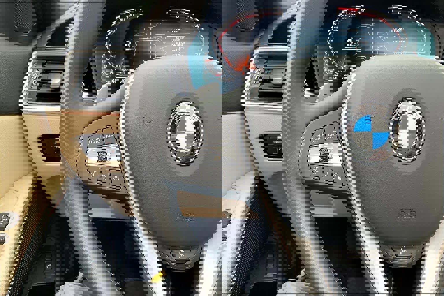 Used 2022 BMW 330i xDrive Sedan w/ Premium Package image 23