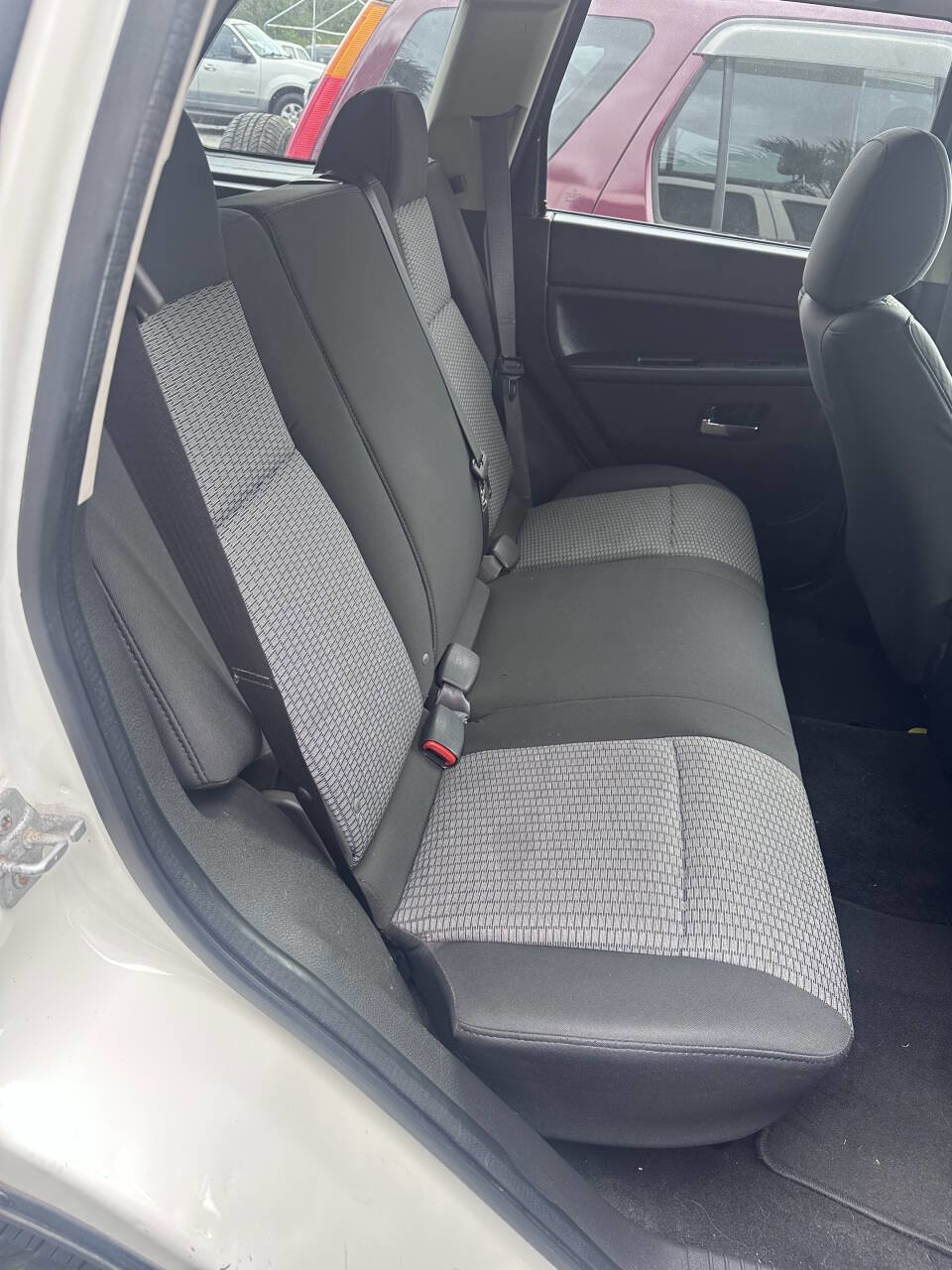 Used 2009 Jeep Grand Cherokee Laredo image 17