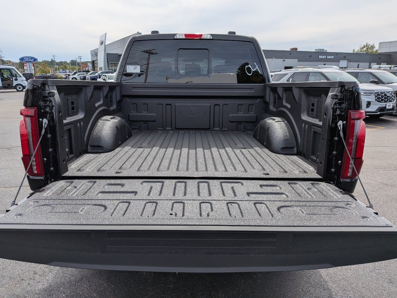 New 2026 Ford F150 Lariat w/ Equipment Group 501A Mid AWD/4WD image 12
