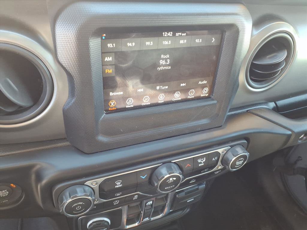 Used 2023 Jeep Gladiator Sport image 31