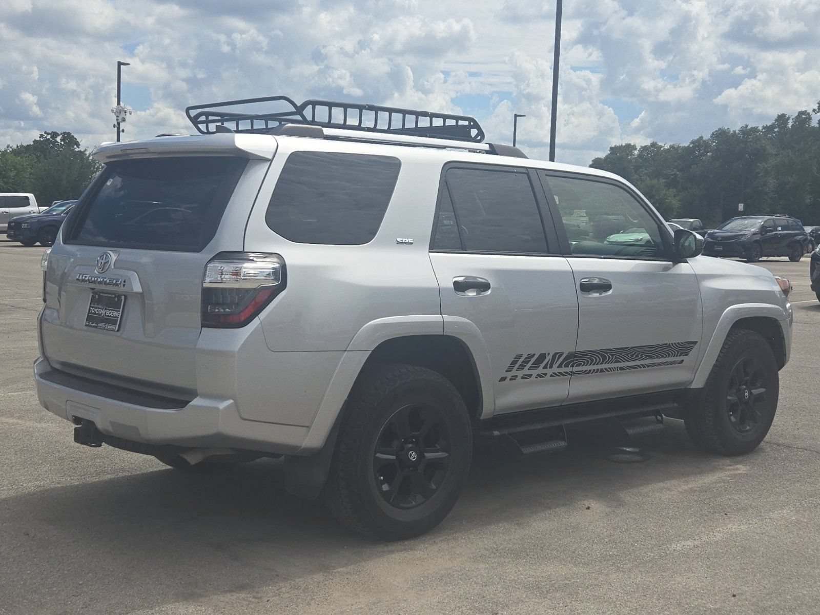 Used 2022 Toyota 4Runner SR5 RWD image 5