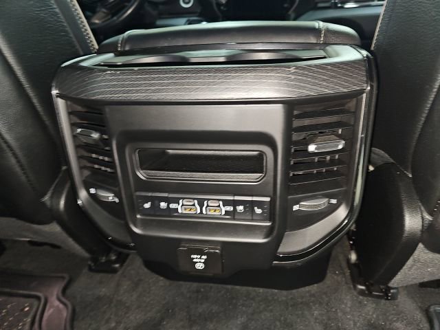 Used 2022 RAM 1500 Limited AWD/4WD image 11