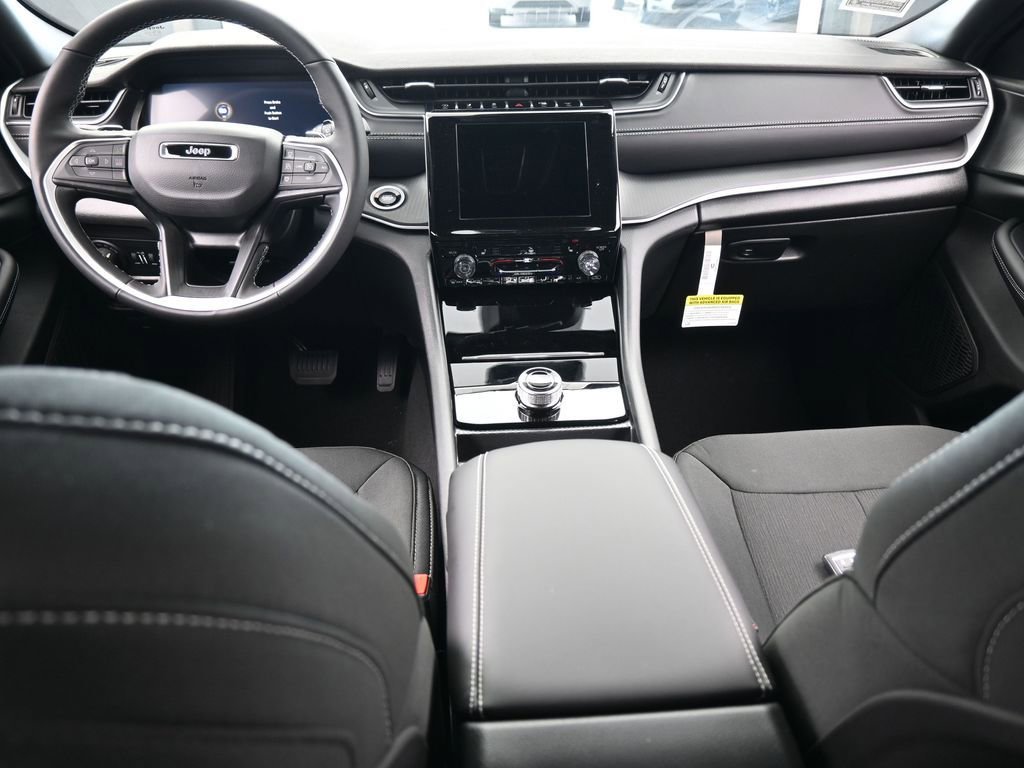 New 2026 Jeep Grand Cherokee Laredo X AWD/4WD image 33