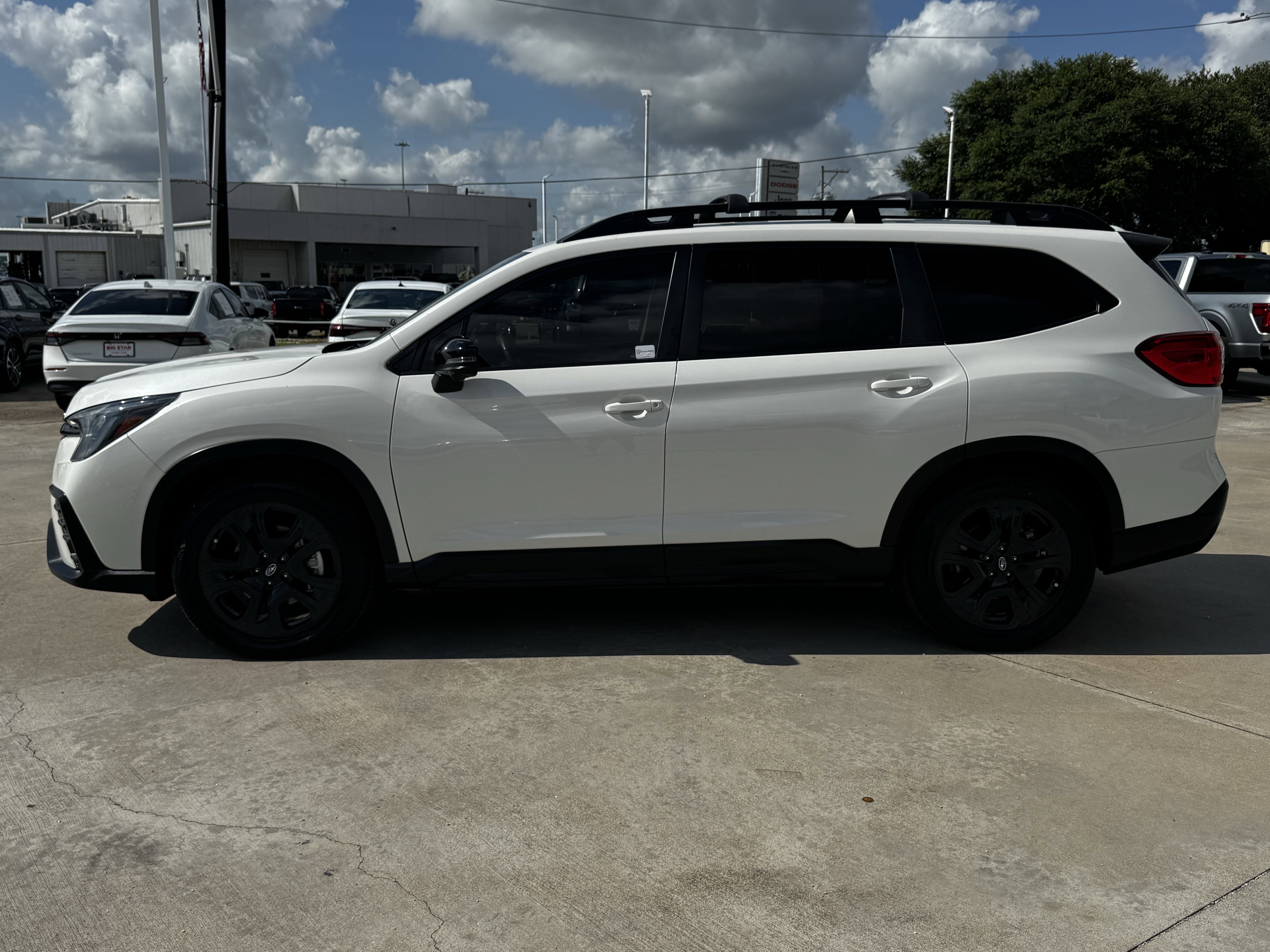 Used 2023 Subaru Ascent Onyx Edition Limited AWD/4WD image 7