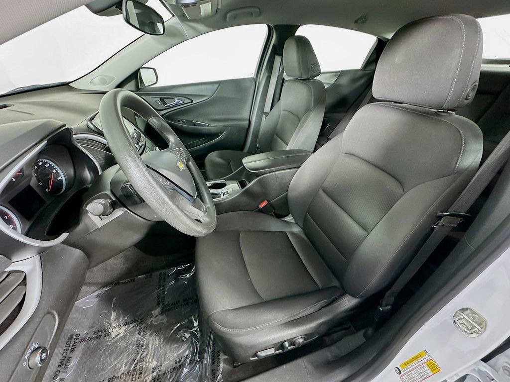 Used 2024 Chevrolet Malibu LT image 28