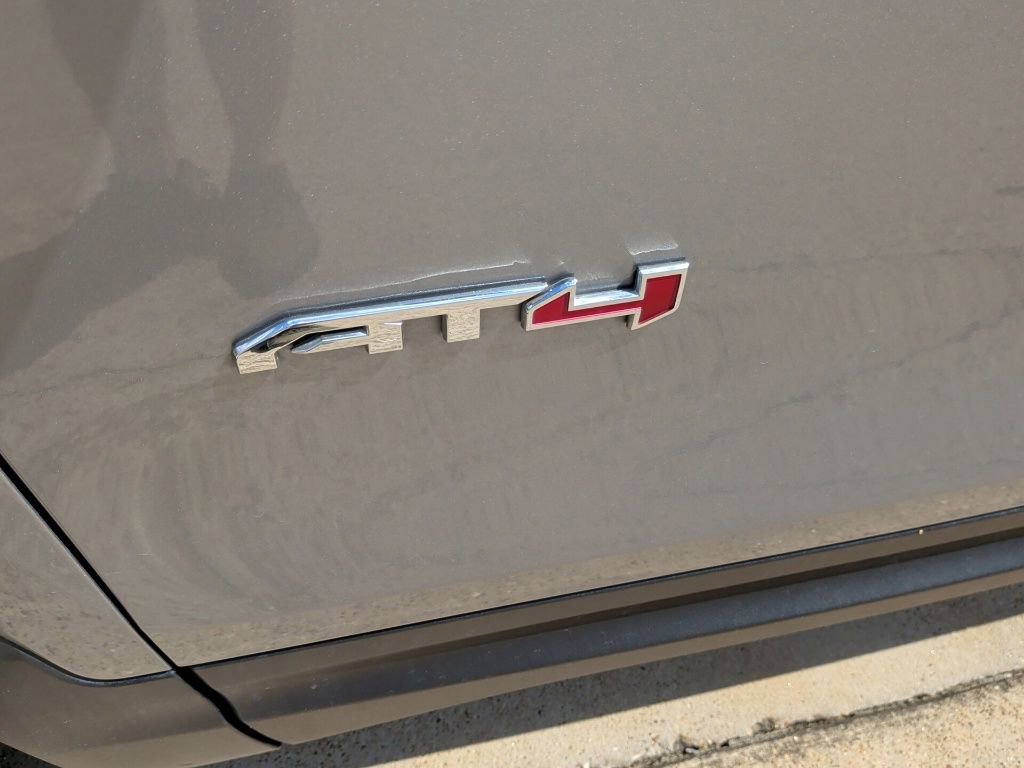Used 2023 GMC Terrain AT4 image 44