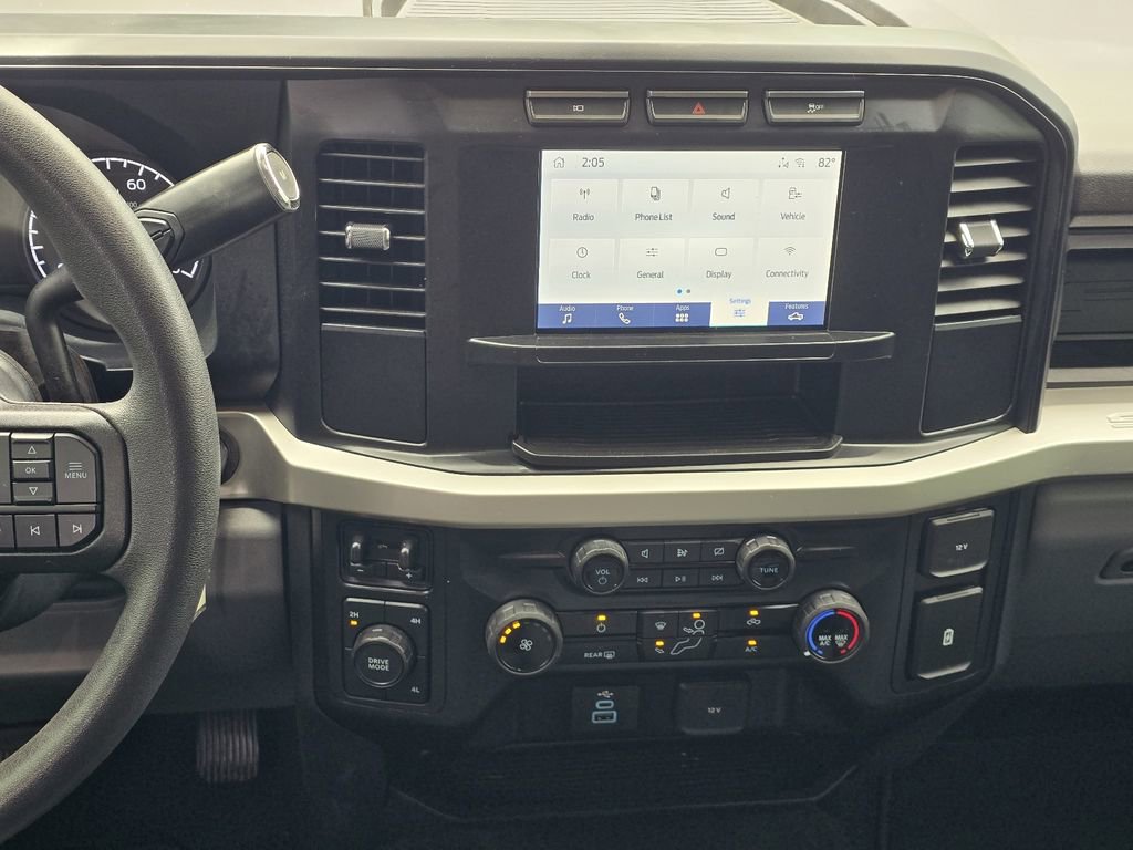 Used 2024 Ford F250 XL w/ STX Appearance Package AWD/4WD image 18