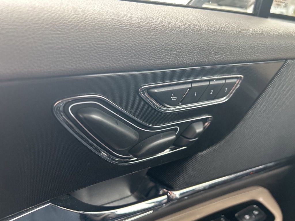 Used 2022 Lincoln Corsair Grand Touring w/ Elements Technology Bundle image 31