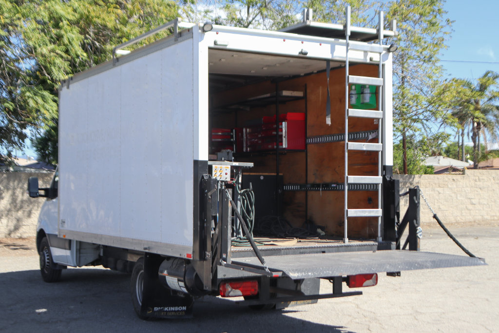 Used 2019 Freightliner Sprinter 3500 RWD image 6