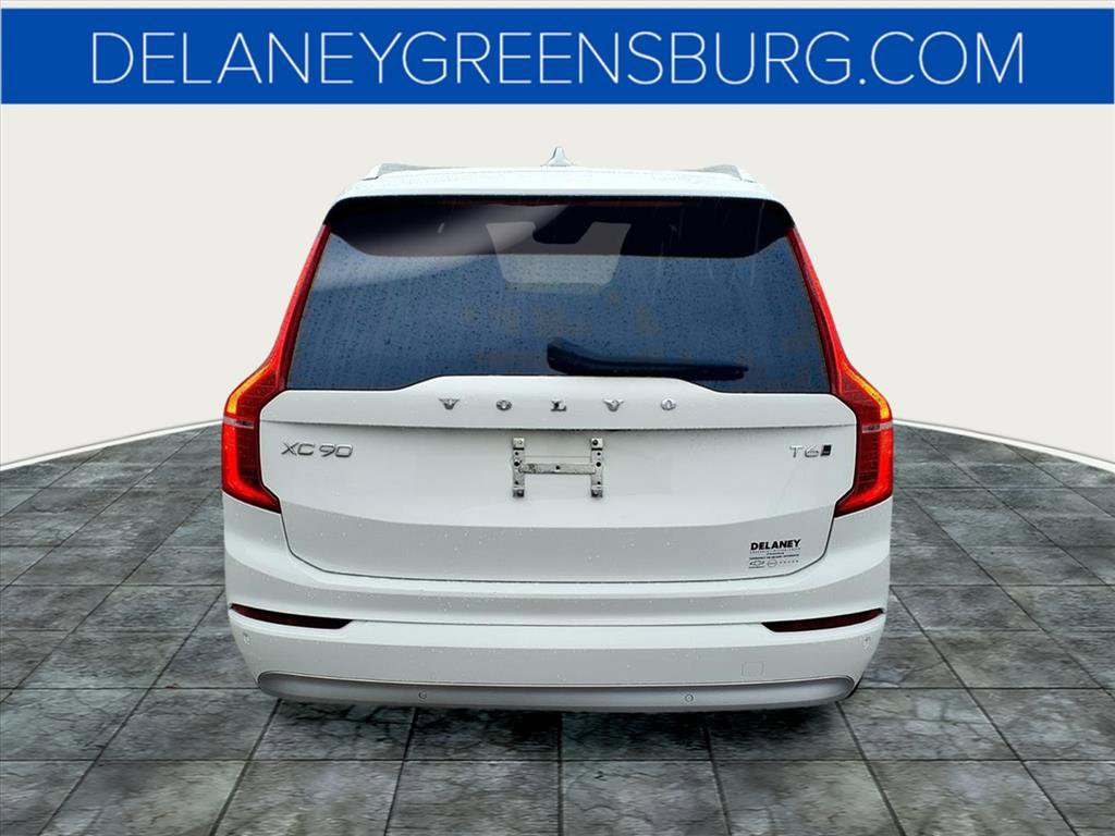 Used 2022 Volvo XC90 T6 Momentum image 4