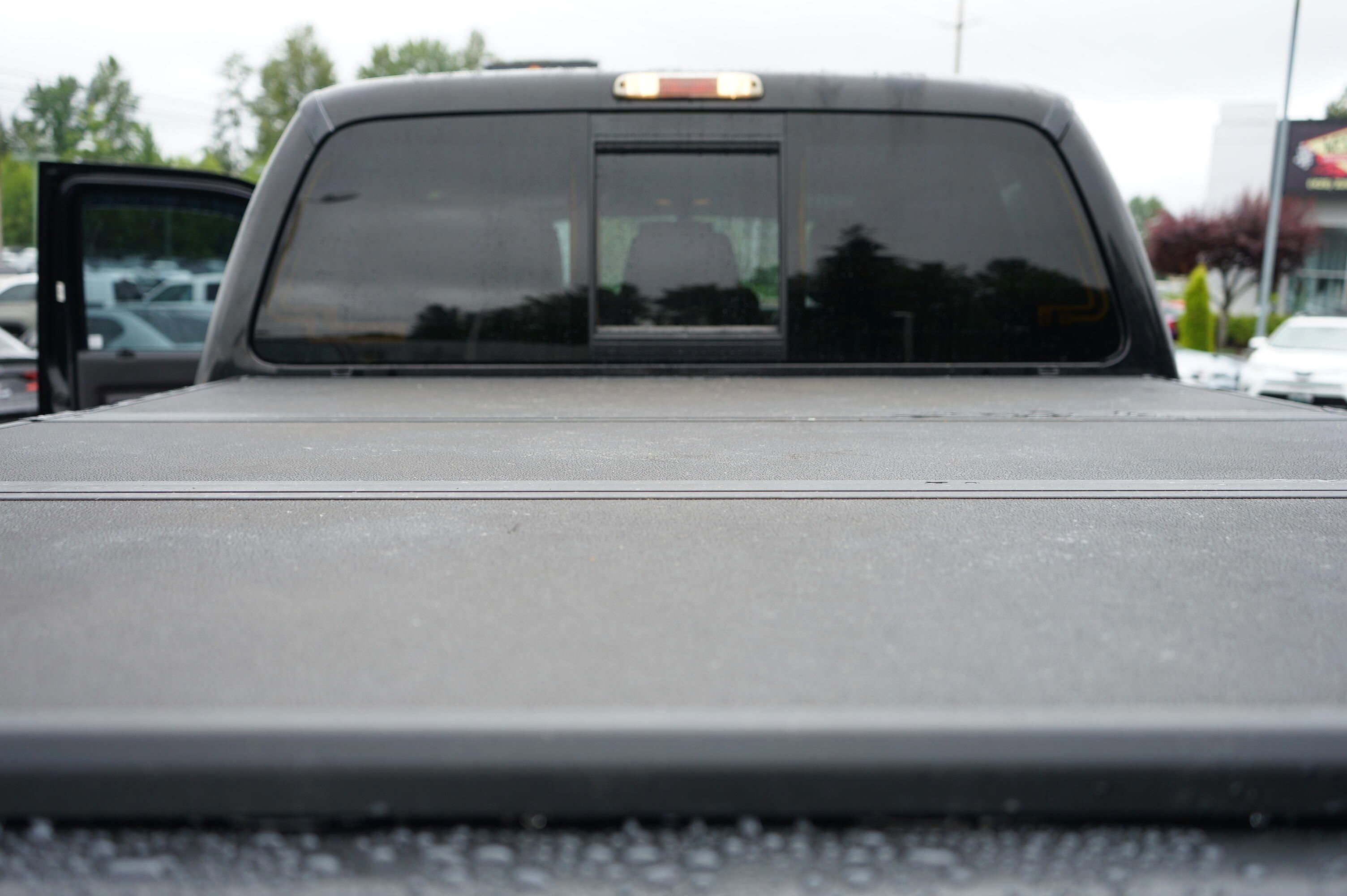 Used 2015 Ford F350 Lariat w/ Camper Package AWD/4WD image 11
