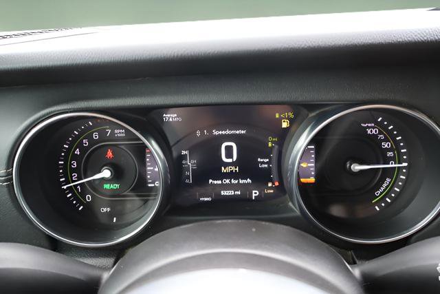 Used 2021 Jeep Wrangler Unlimited Sahara w/ Cold Weather Group image 18