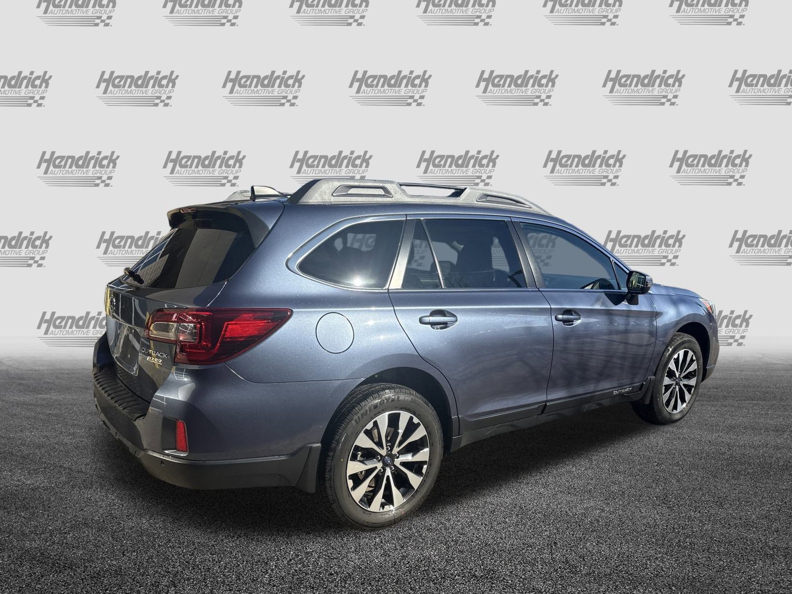 Used 2017 Subaru Outback 2.5i Limited image 9