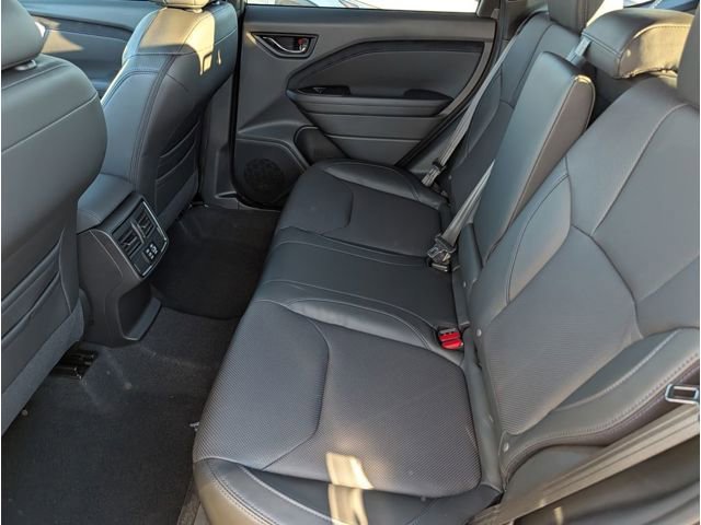 Used 2025 Subaru Forester Limited image 8