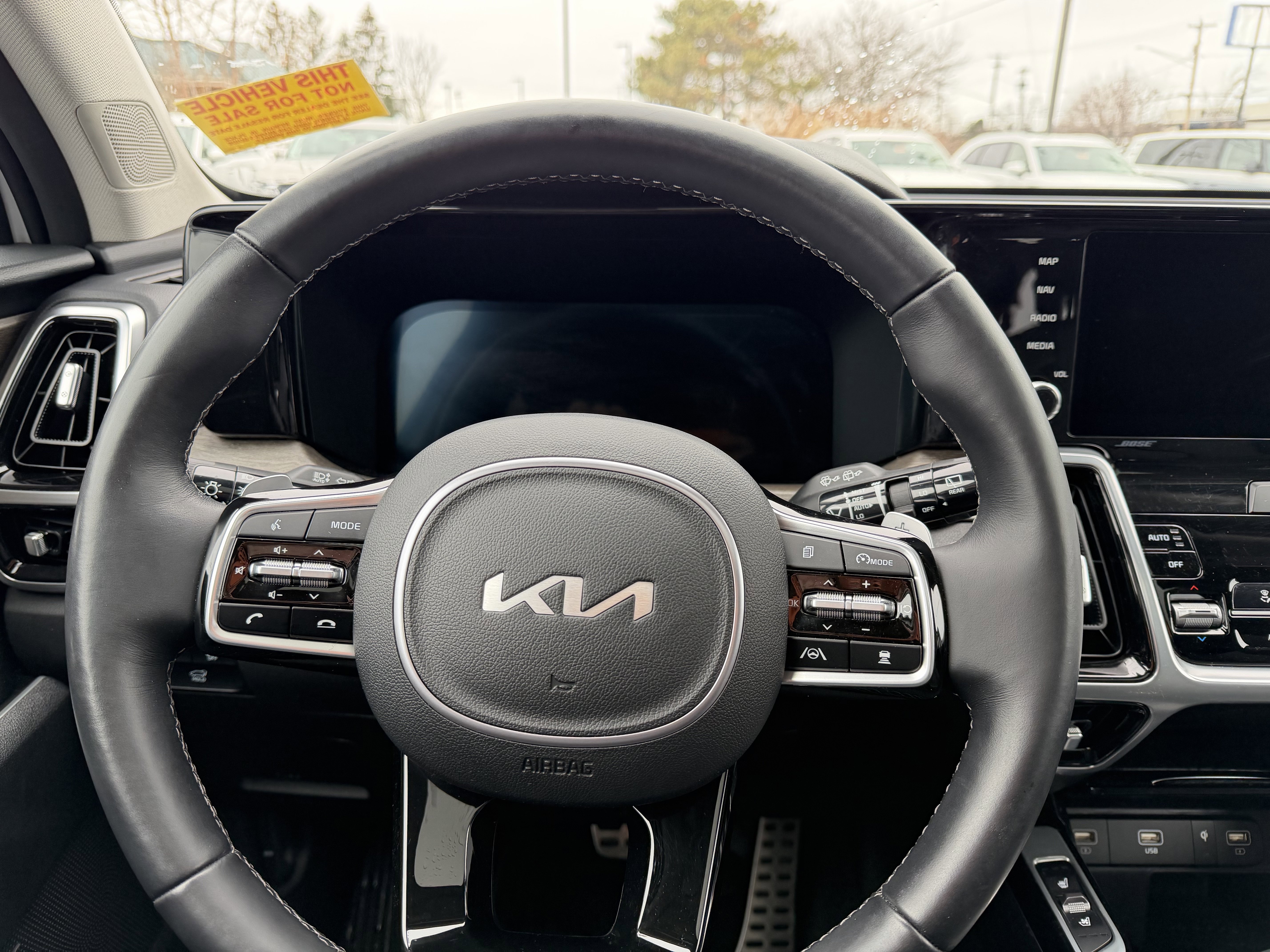 Used 2023 Kia Sorento SX Prestige image 14