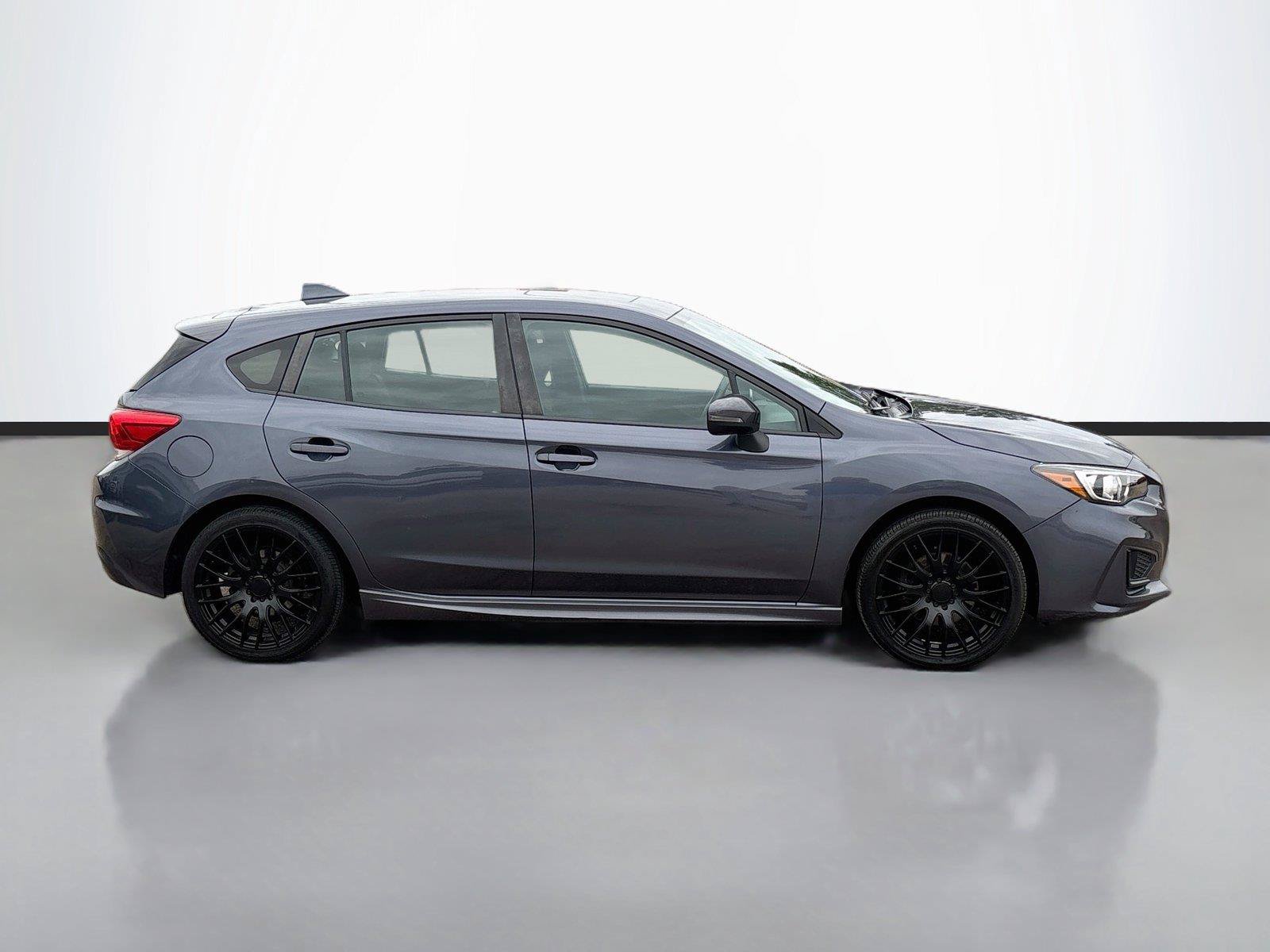 Used 2017 Subaru Impreza 2.0i Sport AWD/4WD image 18