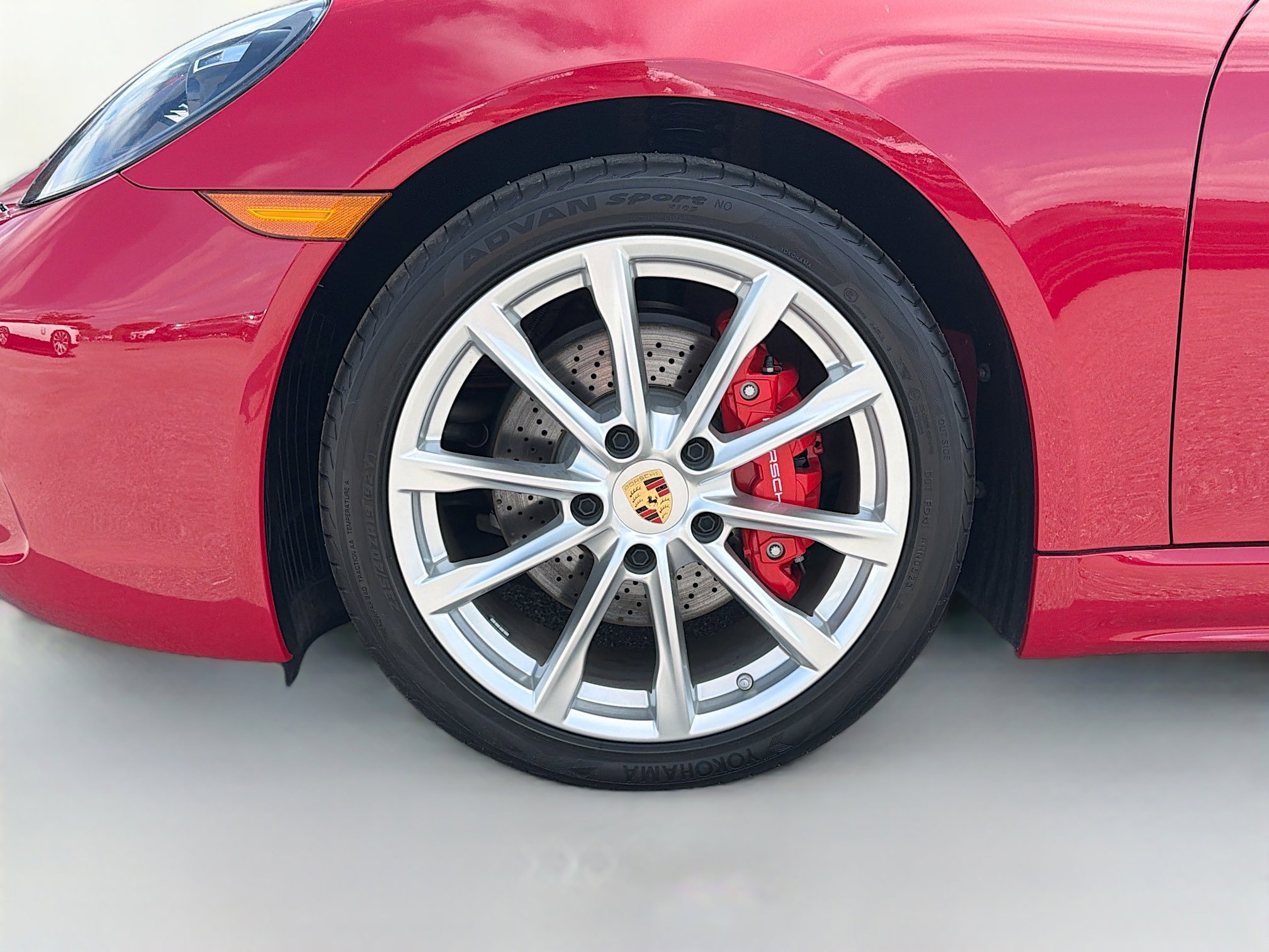 Used 2024 Porsche 718 Cayman S RWD image 37