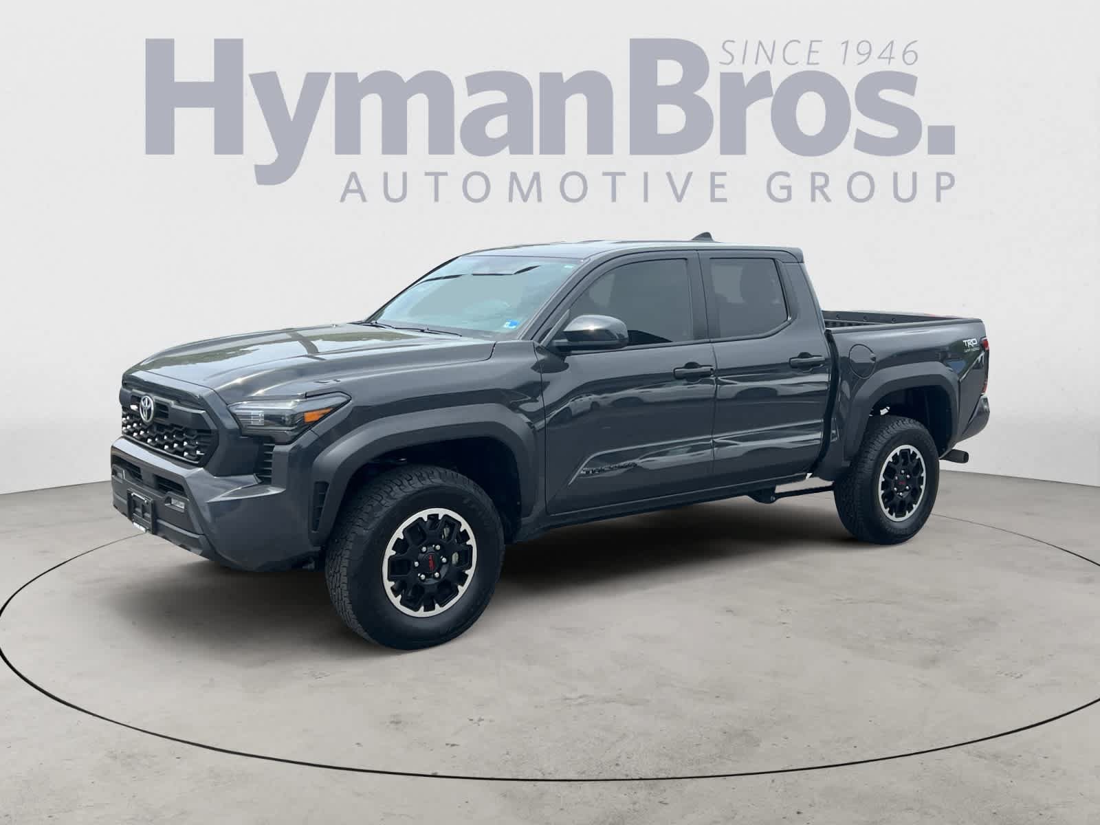 Used 2024 Toyota Tacoma TRD Off-Road AWD/4WD image 8