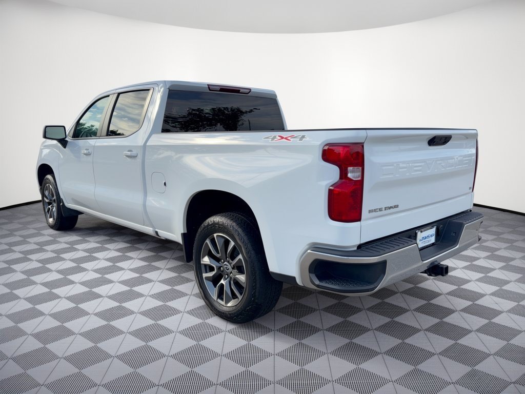 Used 2023 Chevrolet Silverado 1500 LT w/ Protection Package AWD/4WD image 3
