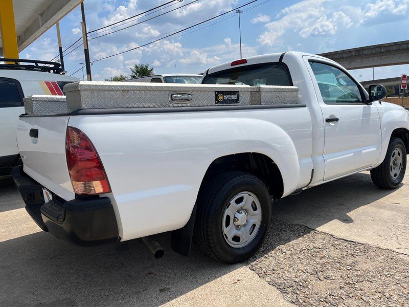 Used 2014 Toyota Tacoma 2WD Regular Cab image 4