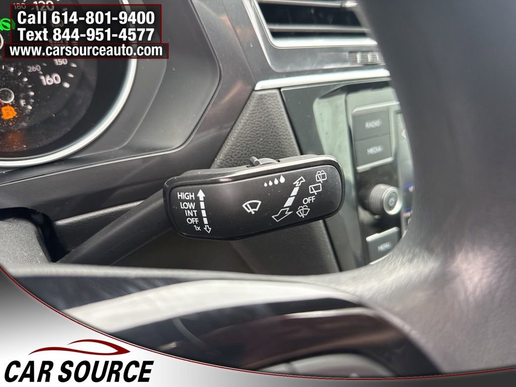 Used 2020 Volkswagen Tiguan S image 21