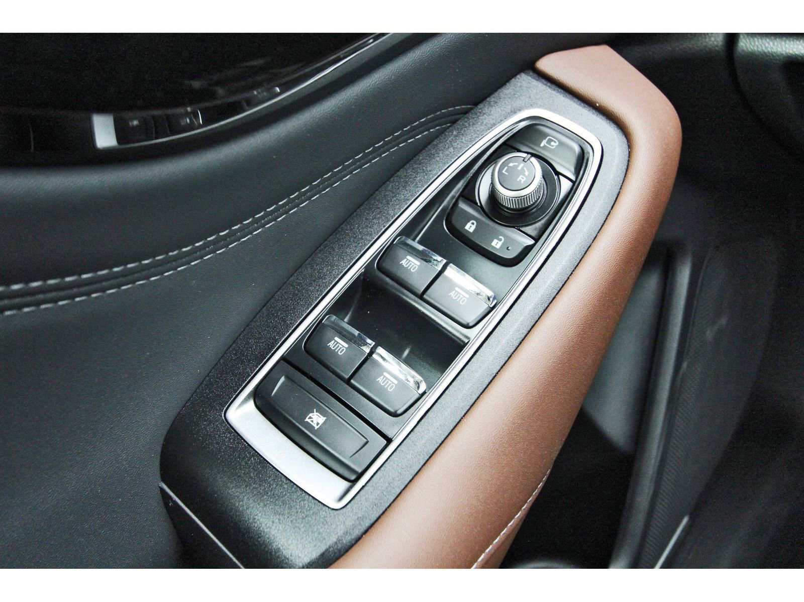 Used 2025 Subaru Outback Touring image 21