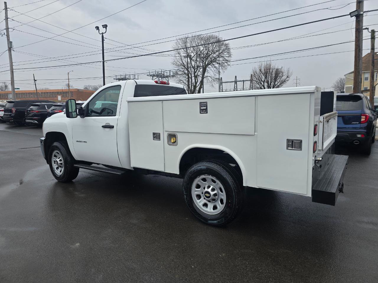 Used 2013 Chevrolet Silverado 3500 W/T w/ Snow Plow Prep Package image 4