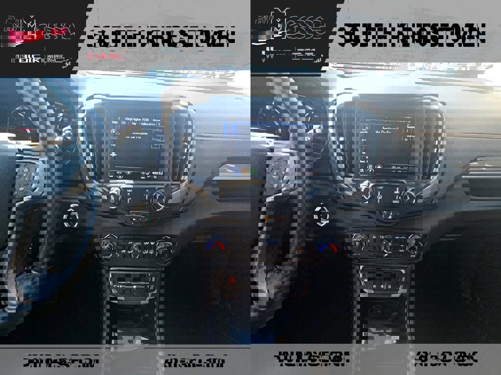 Used 2024 GMC Terrain AT4 w/ Tech Package image 18