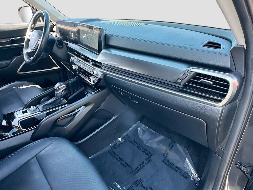 Certified 2023 Kia Telluride S w/ S Sunroof Package image 27