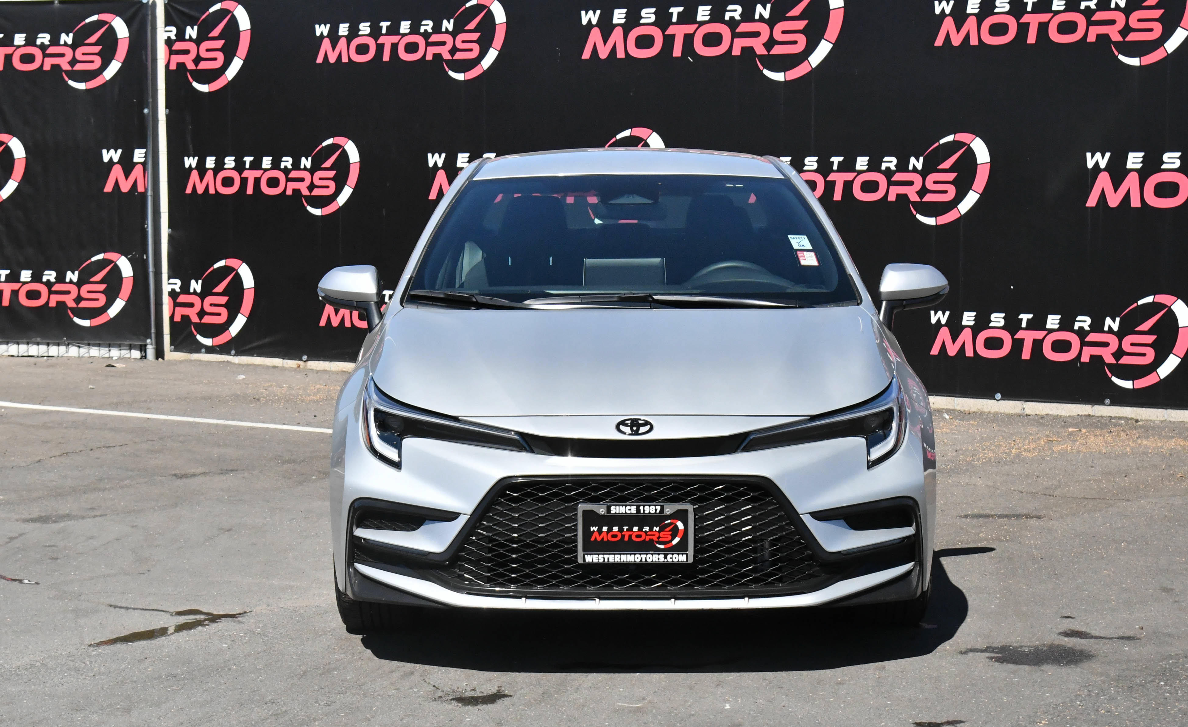 Used 2026 Toyota Corolla SE w/ SE Package FWD image 2