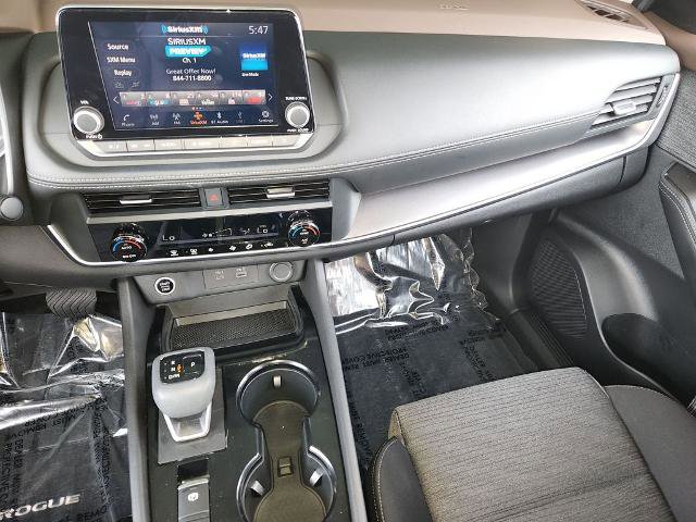 Certified 2023 Nissan Rogue SV image 16