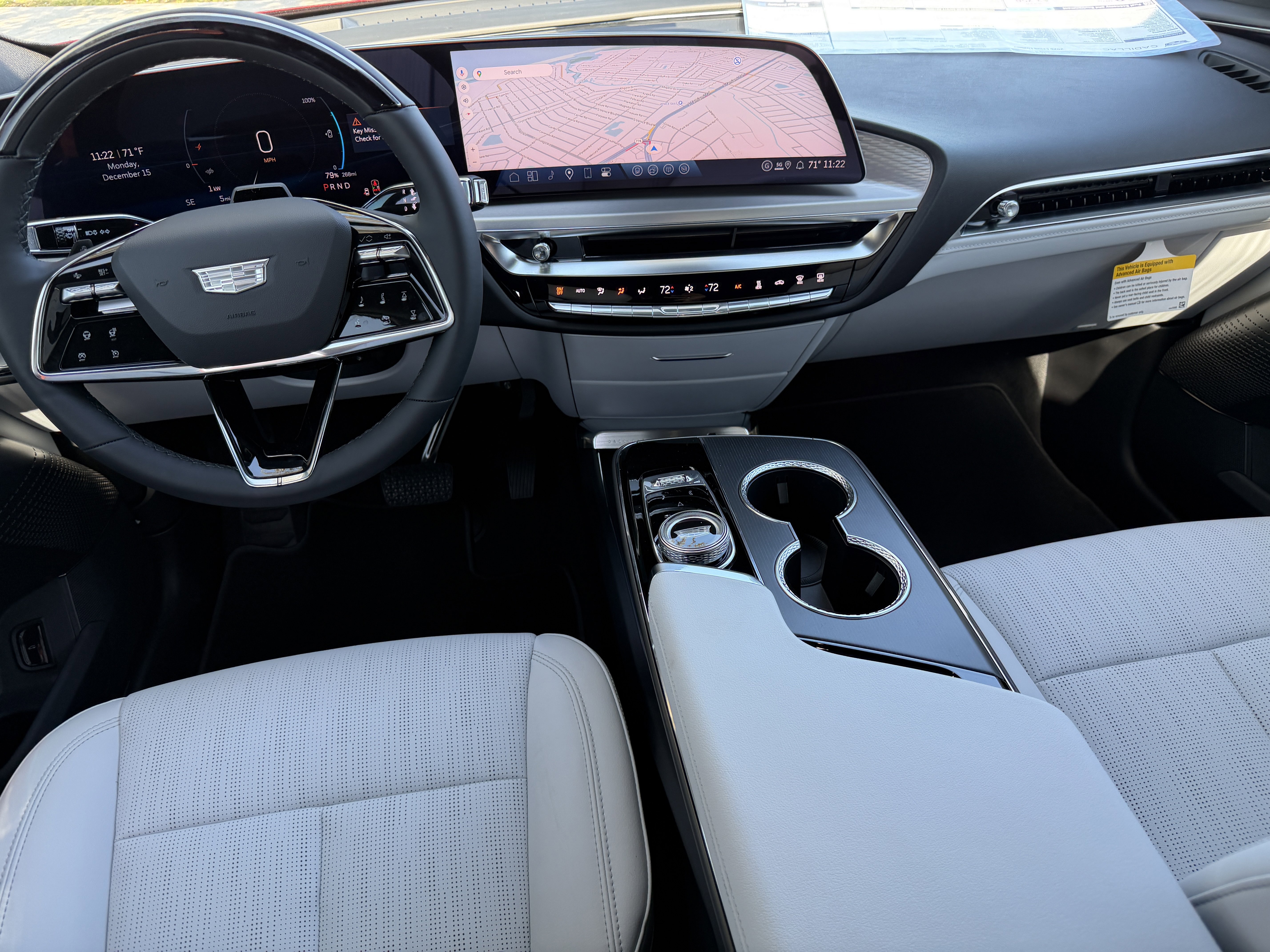 New 2026 Cadillac Lyriq Luxury image 15