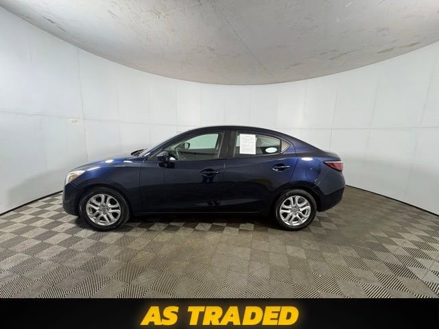Used 2016 Scion iA FWD image 2