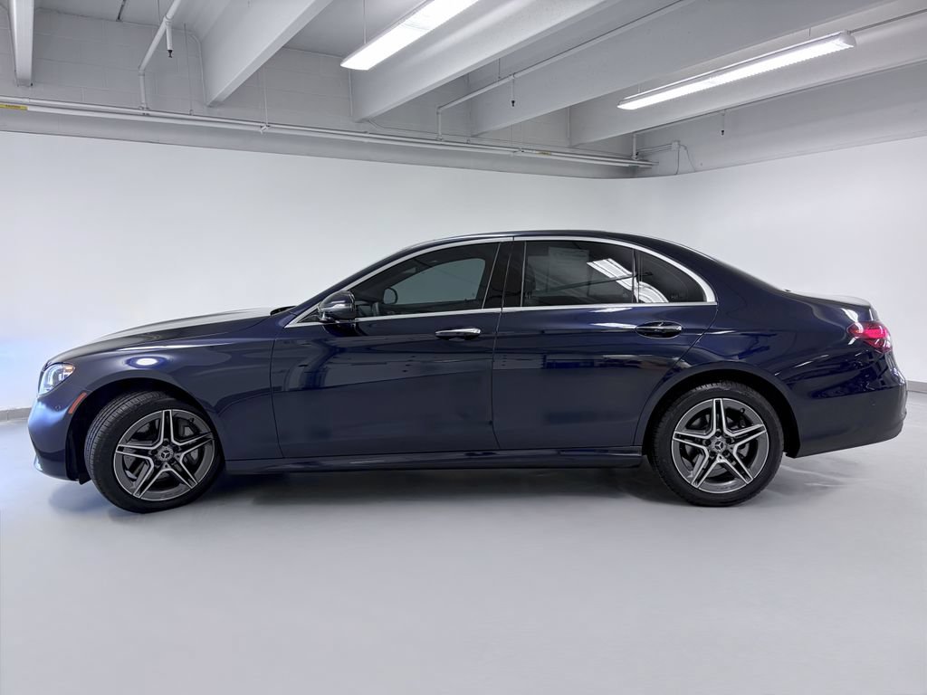 Used 2023 Mercedes-Benz E 350 4MATIC Sedan image 5