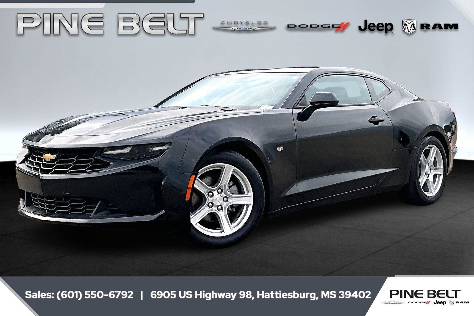 Used 2023 Chevrolet Camaro LT image 1