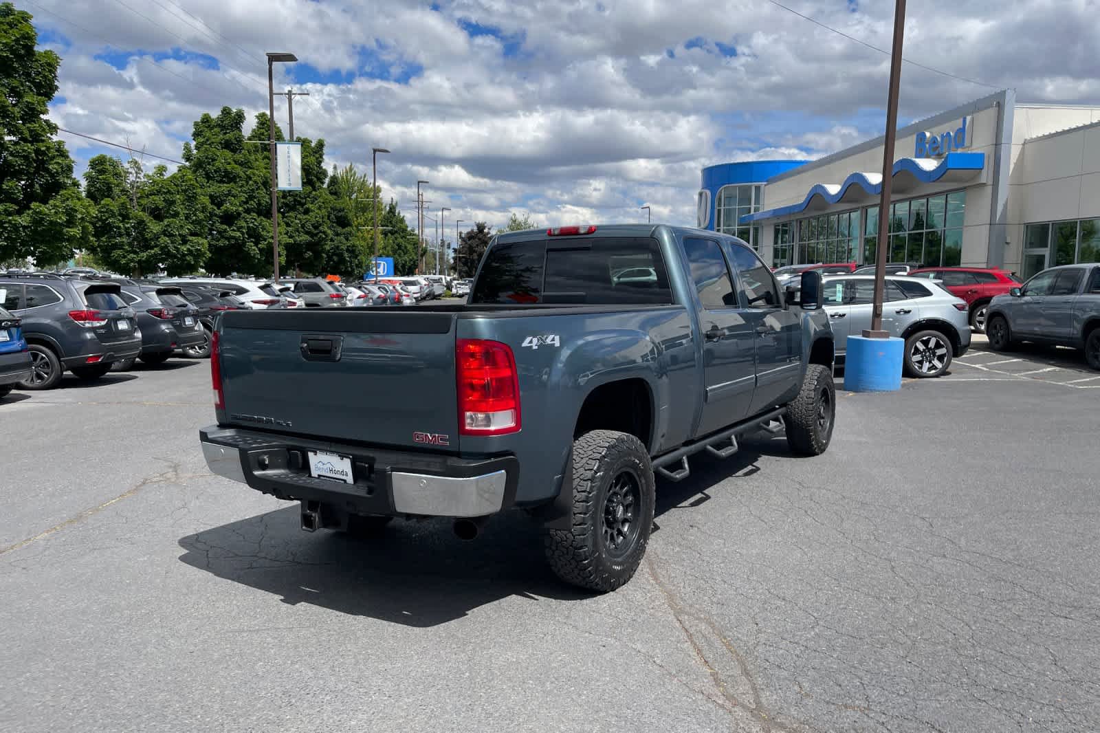 Used 2014 GMC Sierra 2500 SLE AWD/4WD image 5