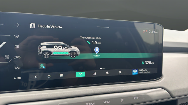 New 2027 Kia EV3 Wind FWD image 15