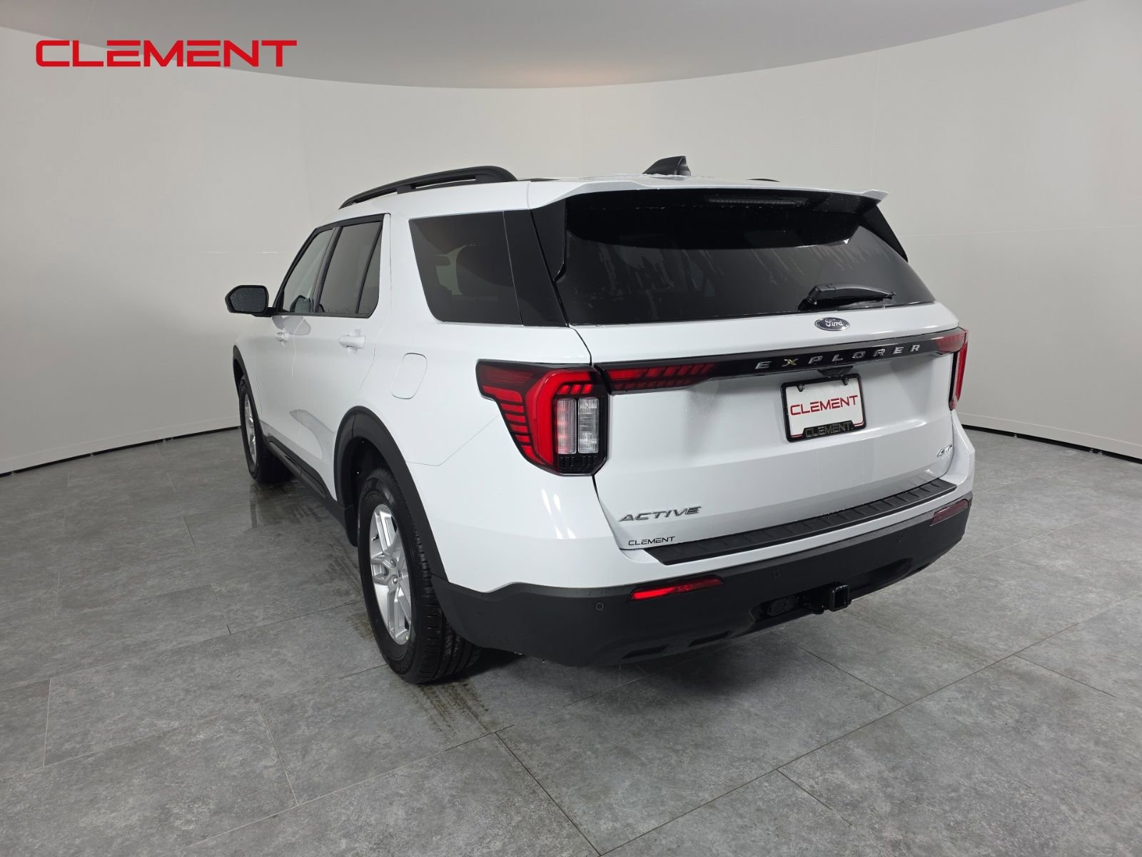 New 2026 Ford Explorer Active image 8