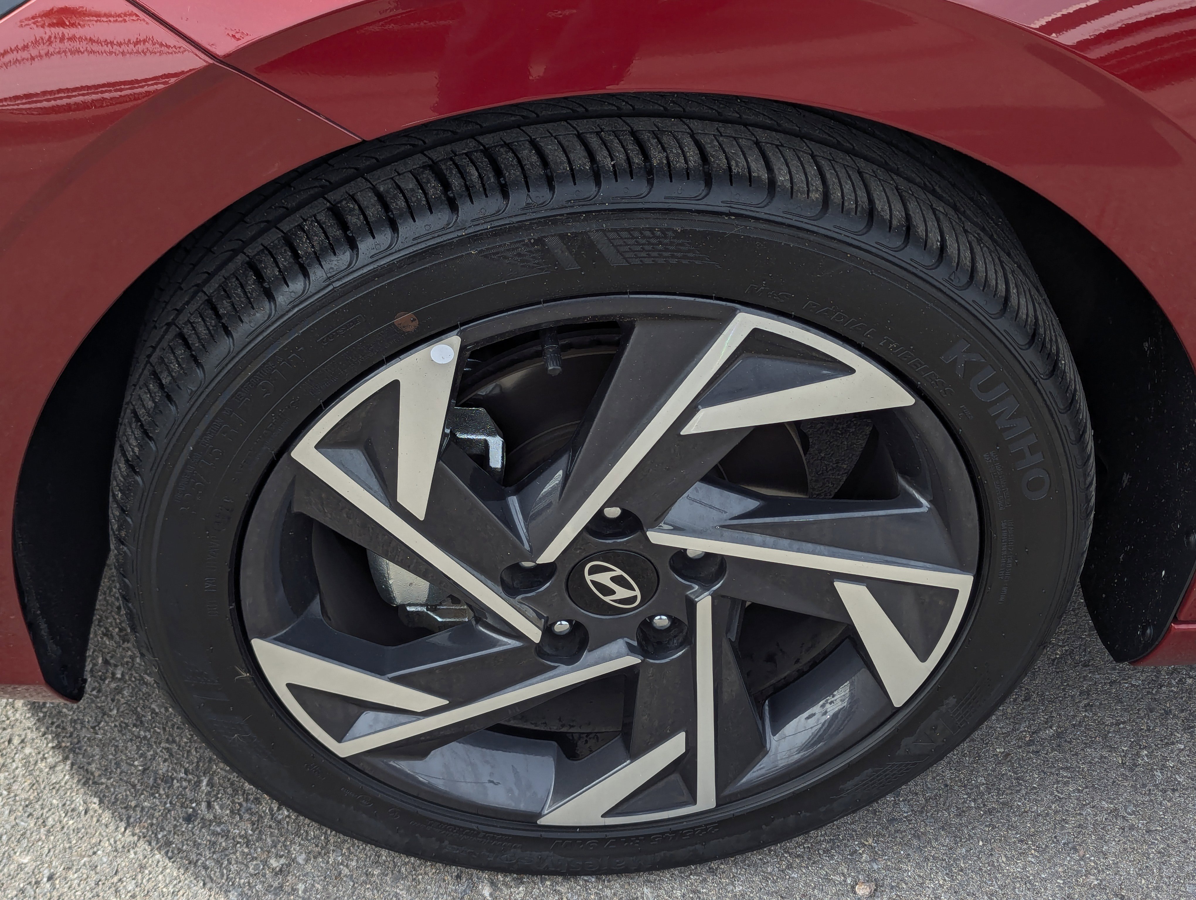 Certified 2025 Hyundai Elantra Sport image 7