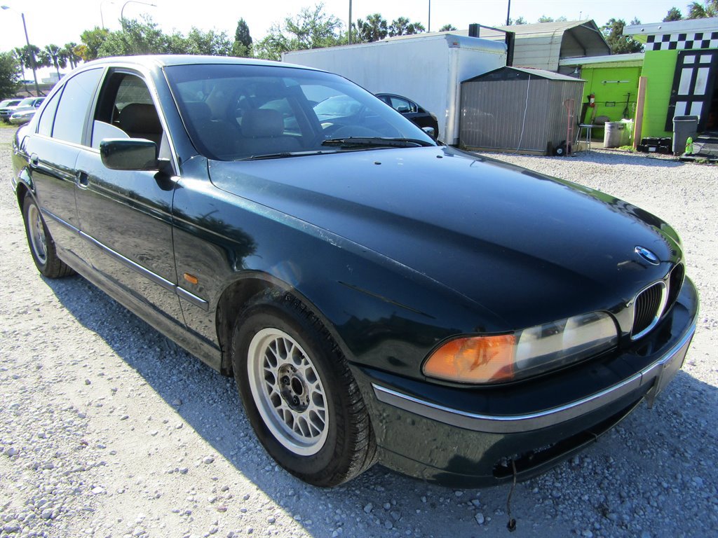 Used 1997 BMW 528i Sedan image 1