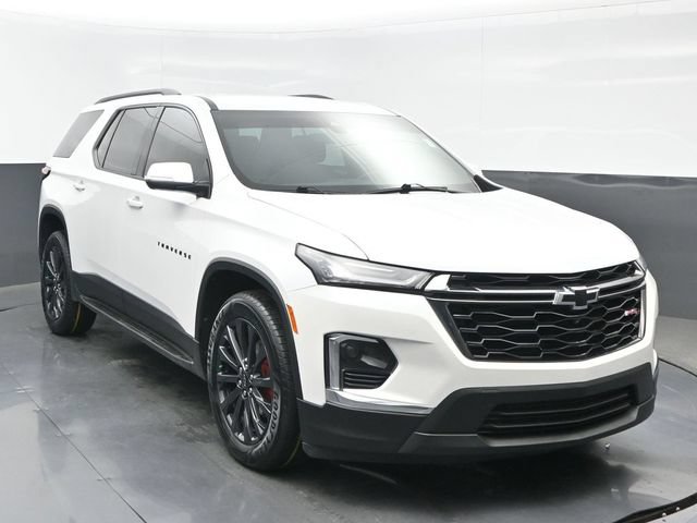 Used 2022 Chevrolet Traverse RS FWD image 8
