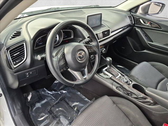 Used 2016 MAZDA MAZDA3 i Touring w/ Popular Equipment Package FWD image 10