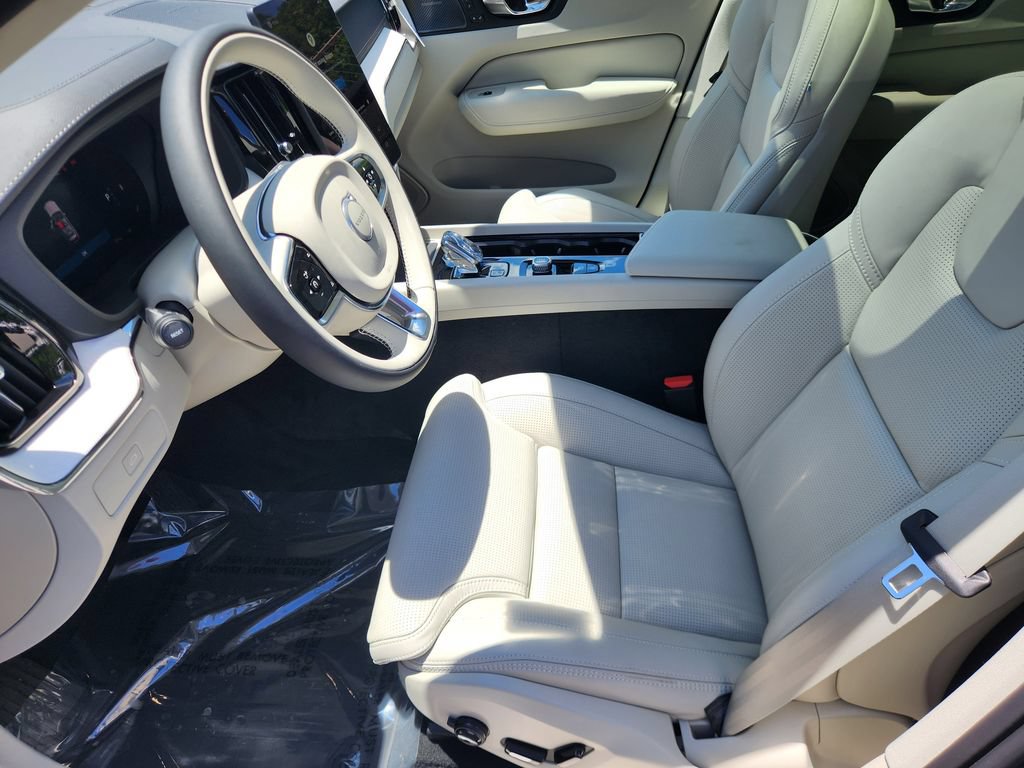 New 2026 Volvo XC60 B5 Ultra w/ Protection Package Premier AWD/4WD image 9