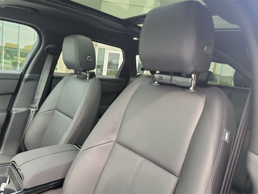 New 2026 Land Rover Range Rover Velar S image 26