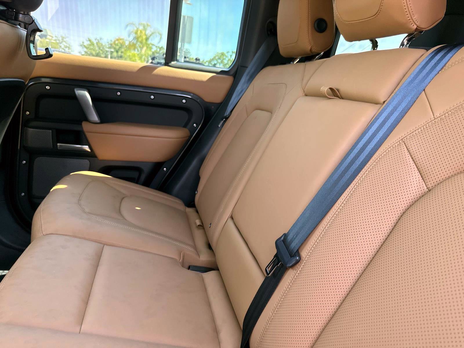 Used 2024 Land Rover Defender 110 Carpathian Edition image 14
