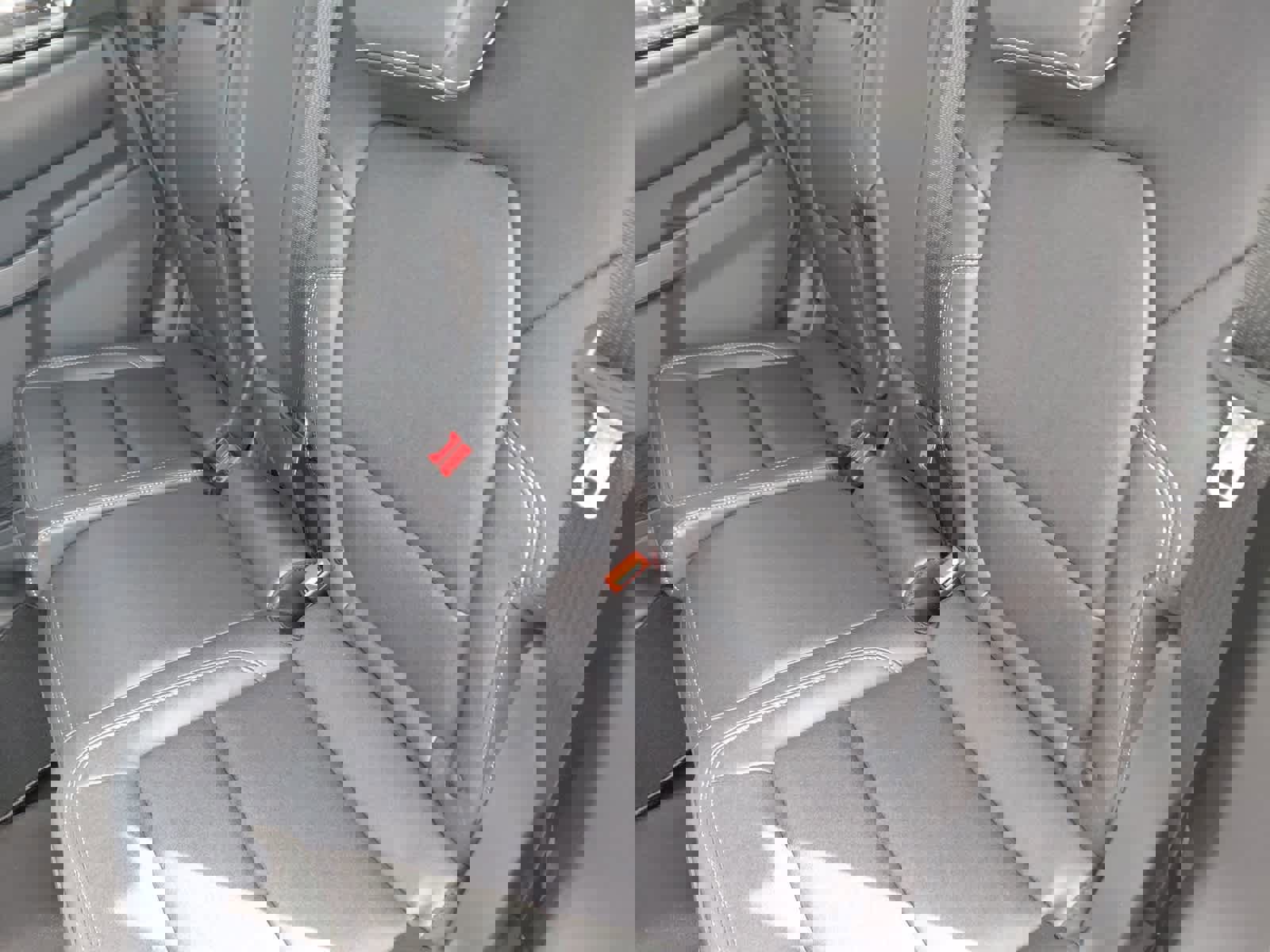 New 2025 Ford Bronco Badlands image 25